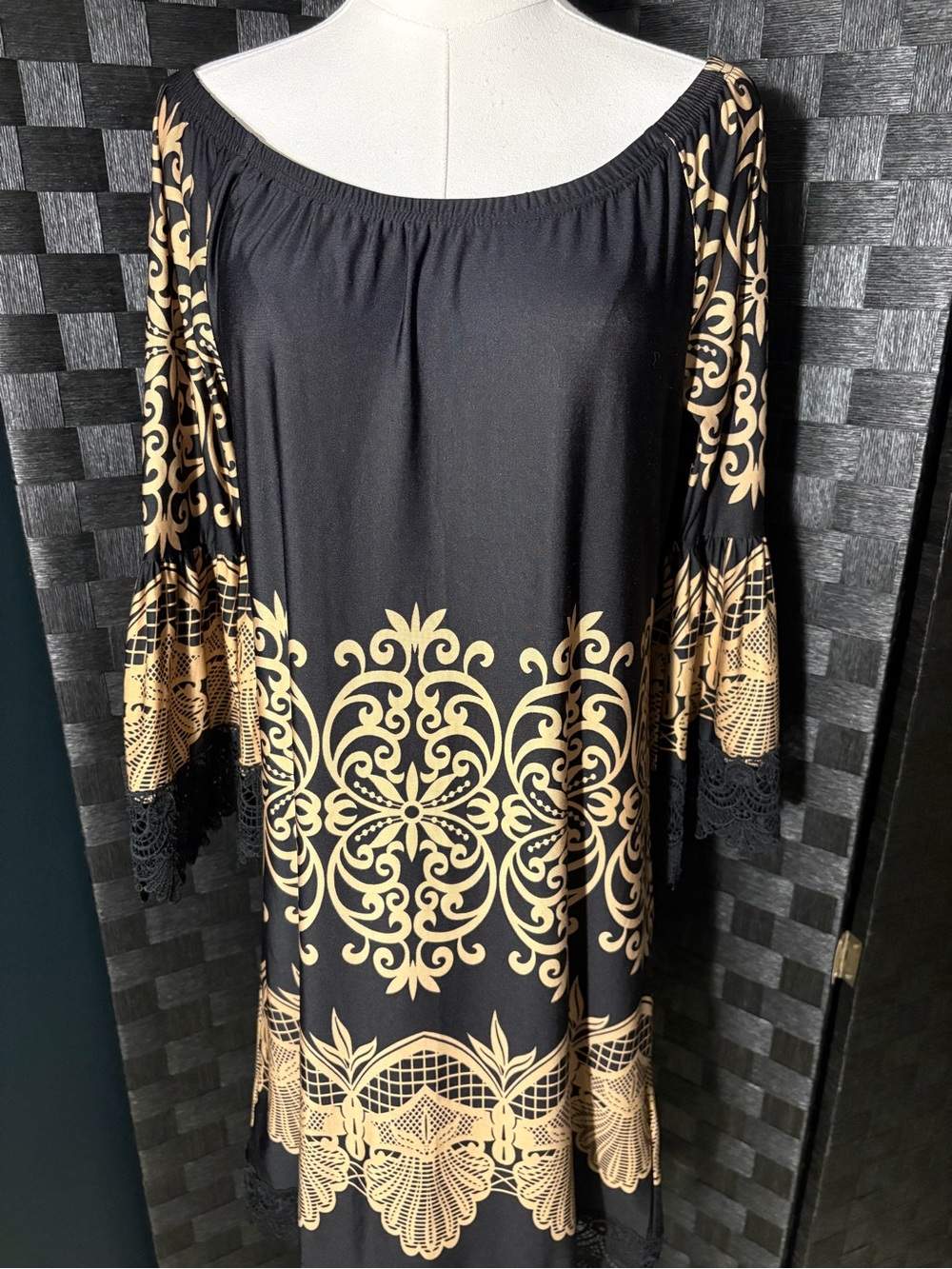 White Mark Mya Lace Trim Shift Dress Black Gold Boho Bell Sleeve